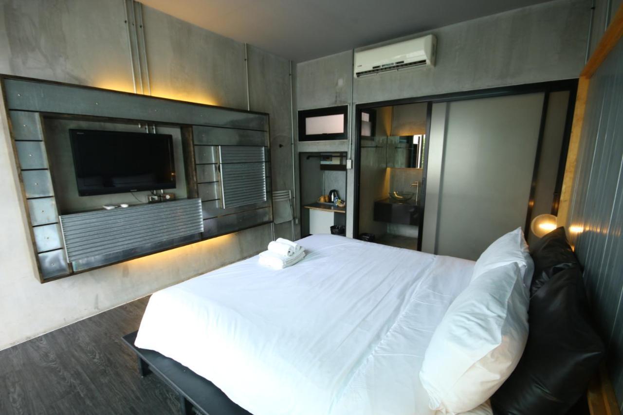 Bed Stop Hotel Chiangmai Chiang Mai Zewnętrze zdjęcie