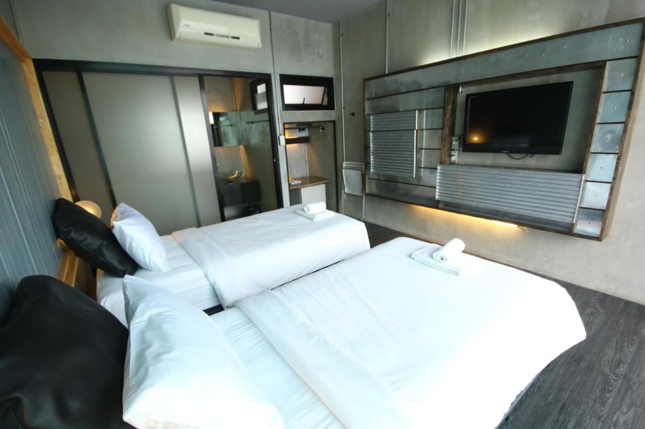 Bed Stop Hotel Chiangmai Chiang Mai Zewnętrze zdjęcie