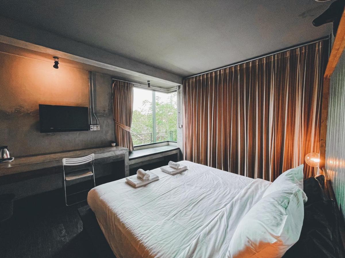 Bed Stop Hotel Chiangmai Chiang Mai Zewnętrze zdjęcie
