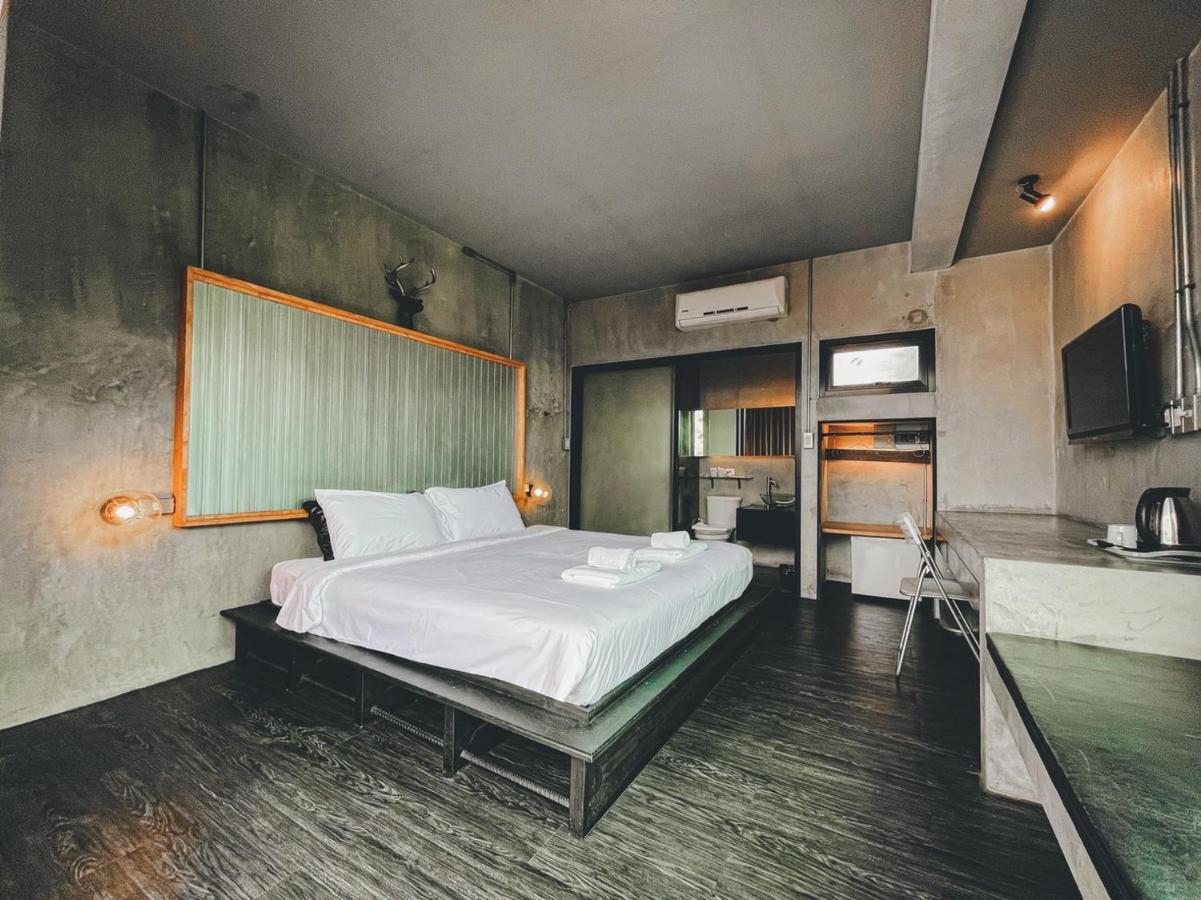 Bed Stop Hotel Chiangmai Chiang Mai Zewnętrze zdjęcie