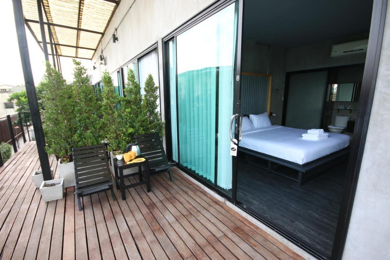 Bed Stop Hotel Chiangmai Chiang Mai Zewnętrze zdjęcie